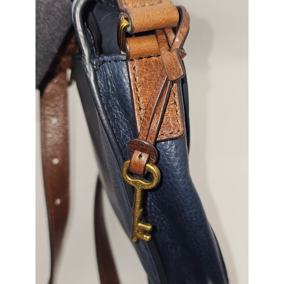 Fossil EMI Crossbody Saddle Bag Blue Multi Color Leather 8x9 inches - Picture 14 of 16